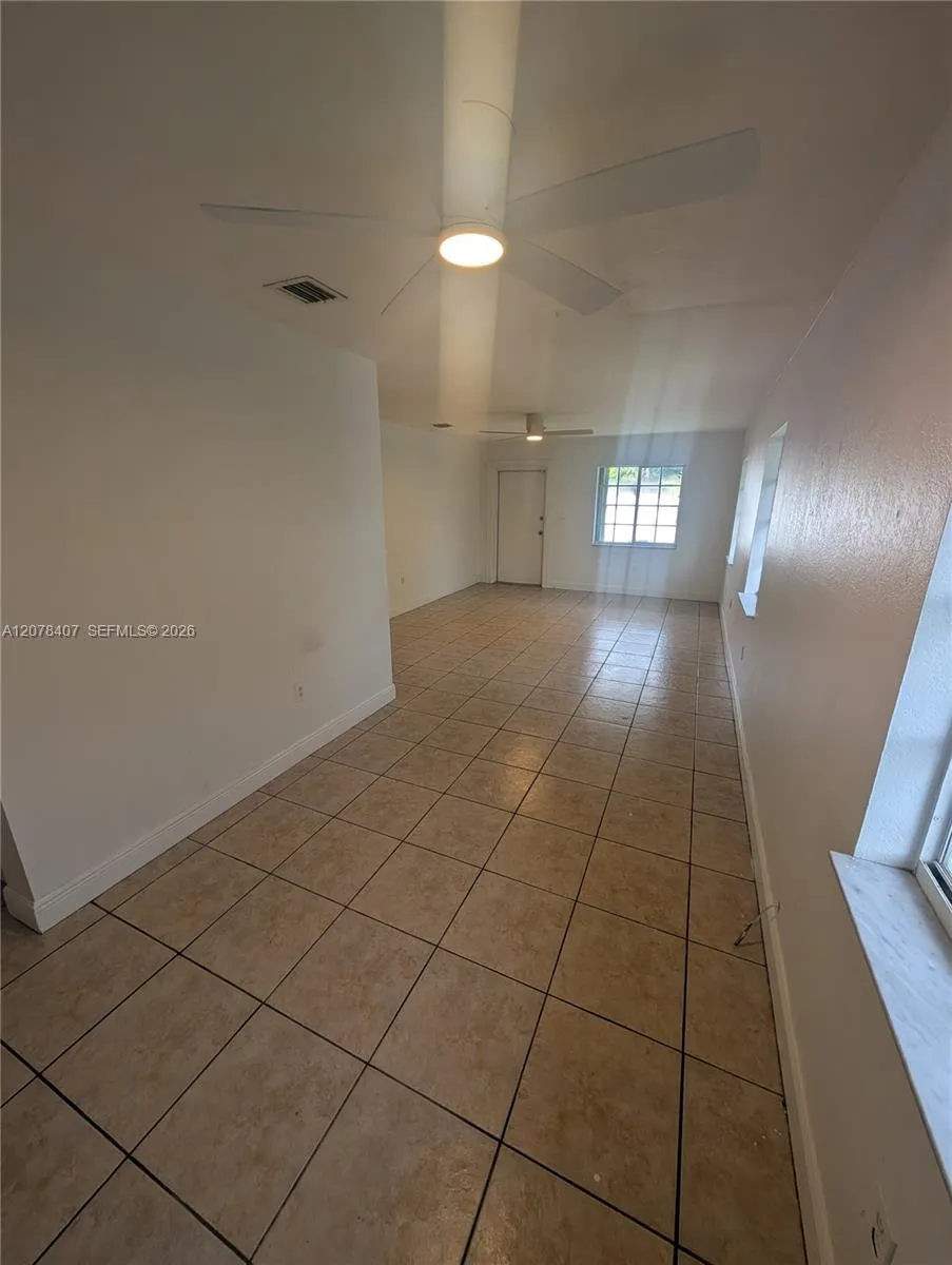 225 NW 53rd St #R Miami, FL 33127