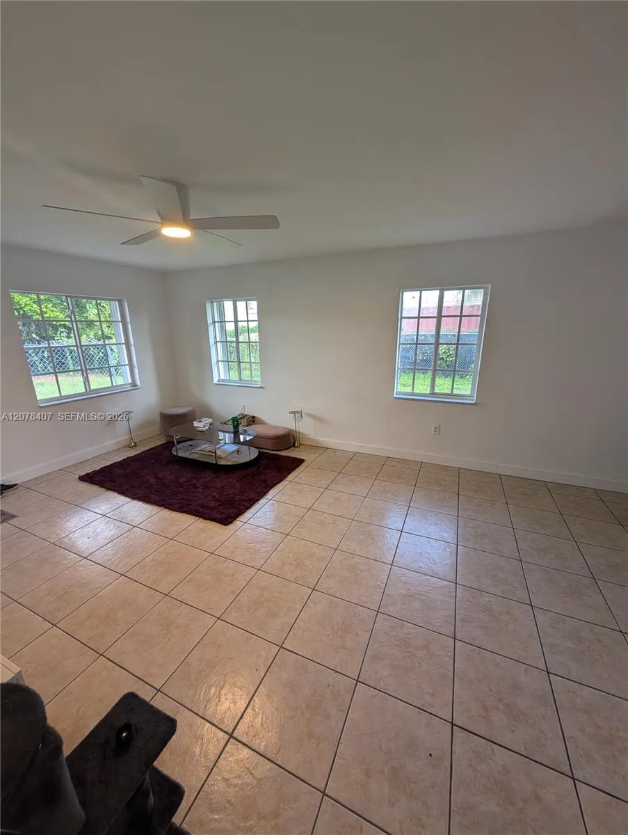 225 NW 53rd St #R Miami, FL 33127