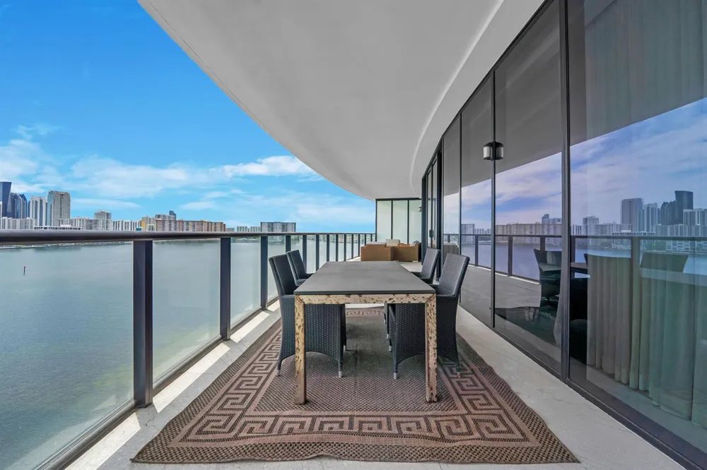 5000 ISLAND ESTATES DRIVE #805 Aventura, FL 33160