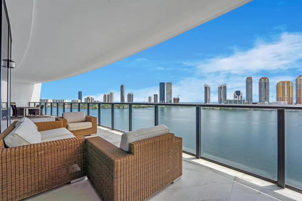 5000 ISLAND ESTATES DRIVE #805 Aventura, FL 33160