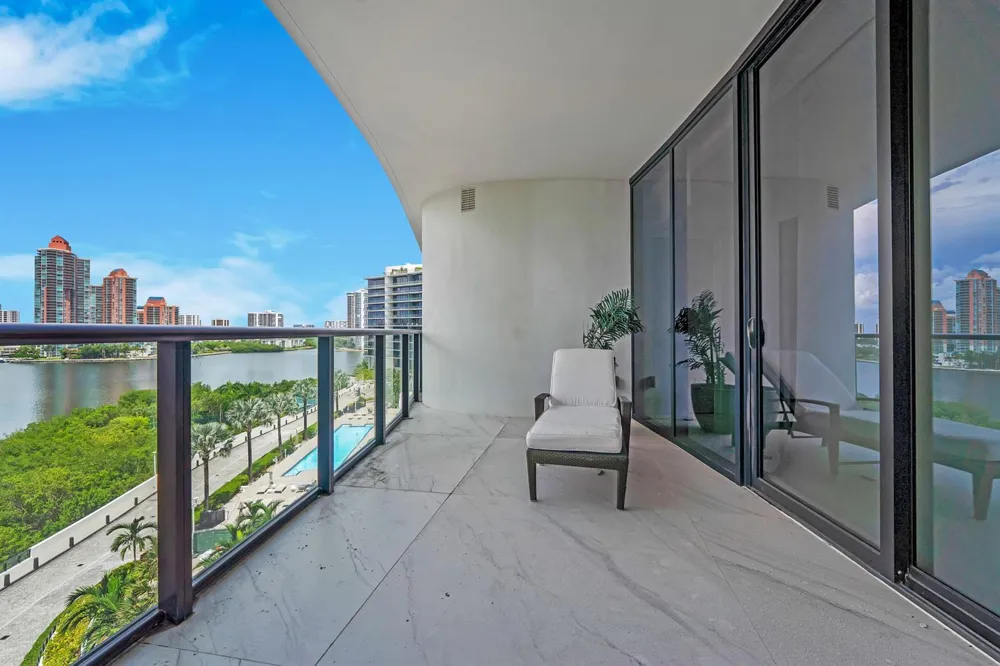 5000 ISLAND ESTATES DRIVE #805 Aventura, FL 33160