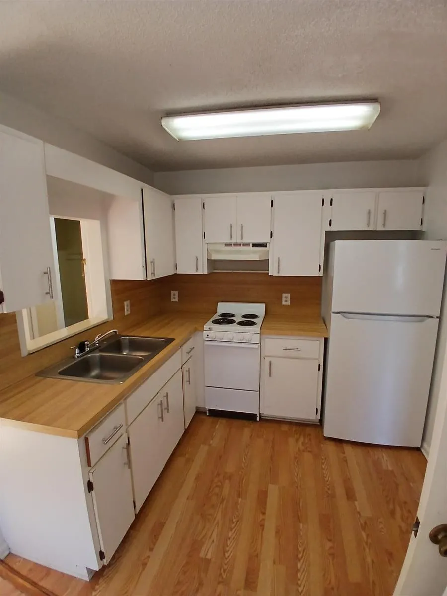 1836 19TH AVENUE Vero Beach, FL 32960