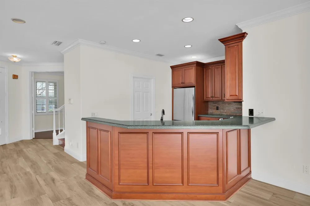 325 Sweet Bay Circle Jupiter, FL 33458