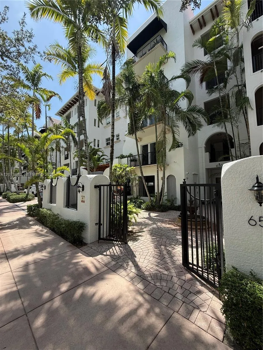 Address Not Shown Coral Gables, FL 33134