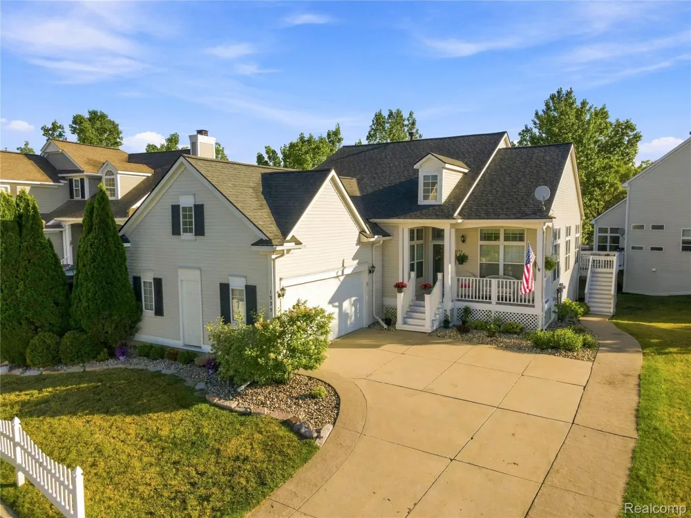 1535 Fountain View Lane Oxford Charter Township, MI 48371