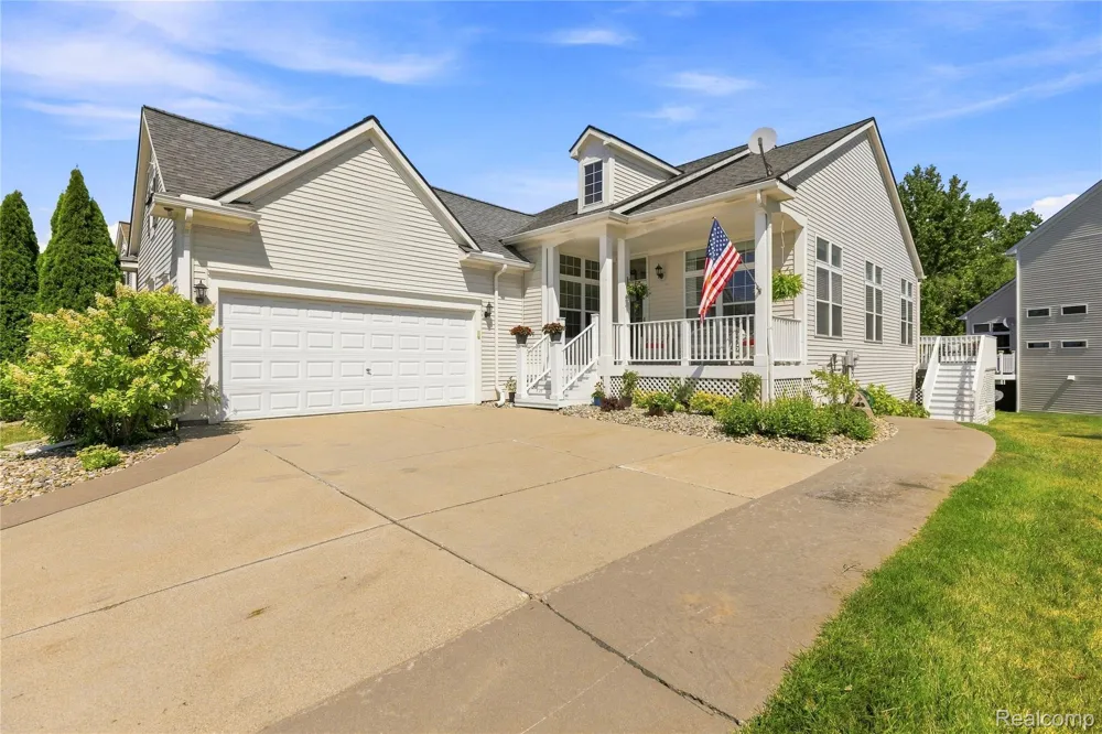 1535 Fountain View Lane Oxford Charter Township, MI 48371