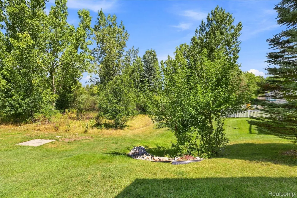 1535 Fountain View Lane Oxford Charter Township, MI 48371