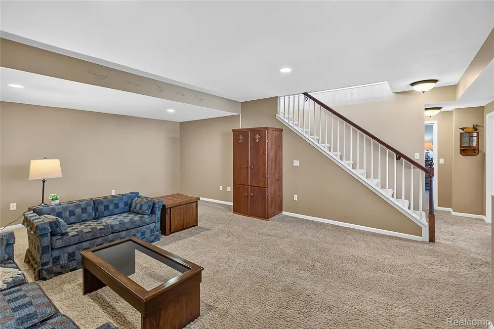 1535 Fountain View Lane Oxford Charter Township, MI 48371