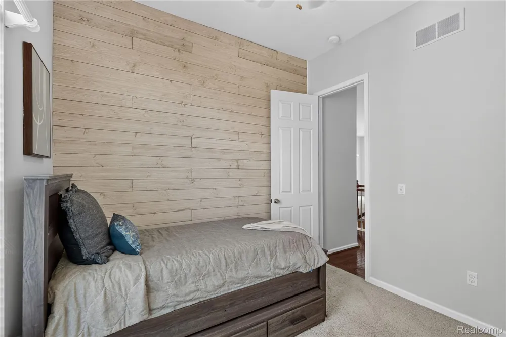 1535 Fountain View Lane Oxford Charter Township, MI 48371
