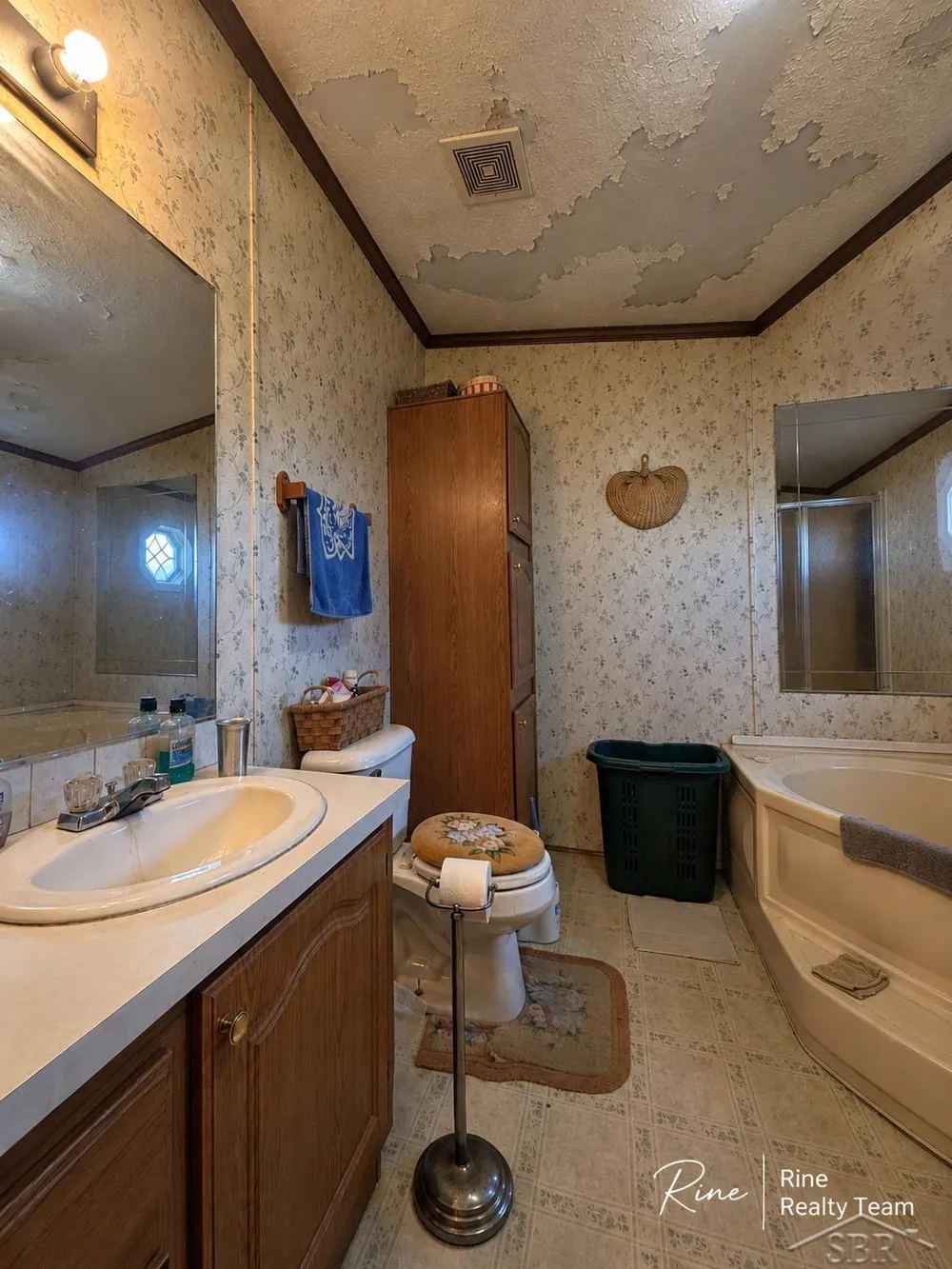 25114 Hospital Street Jefferson Township, MI 49031