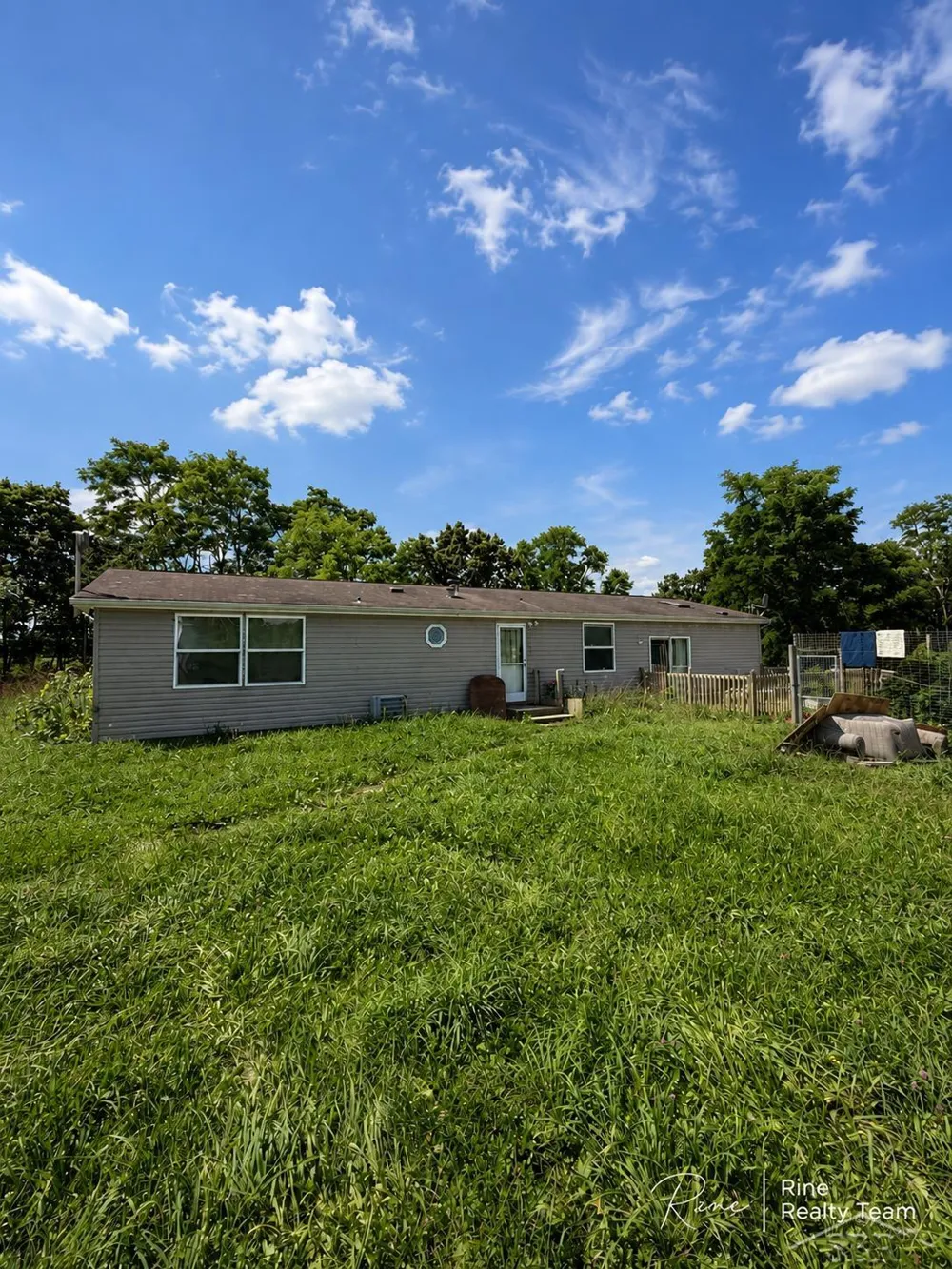 25114 Hospital Street Jefferson Township, MI 49031