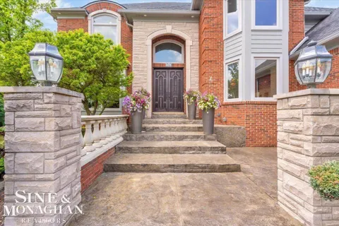 1289 Creek Pointe Drive