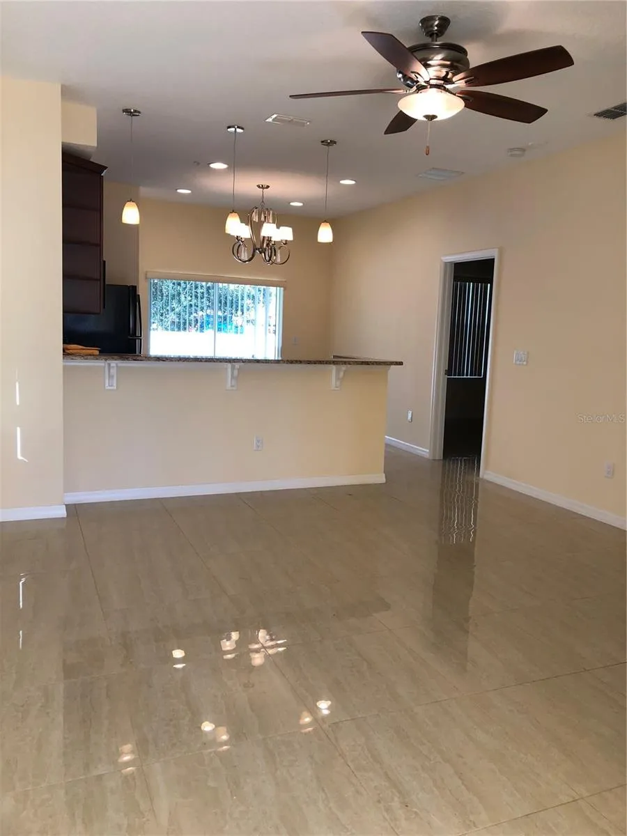 2055 ROYAL VISTA COURT Orlando, FL 32817