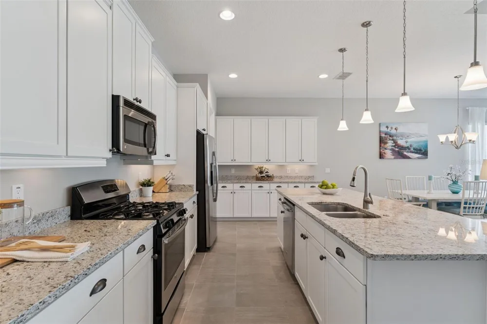 1649 VICTORIA GARDENS DRIVE Deland, FL 32724