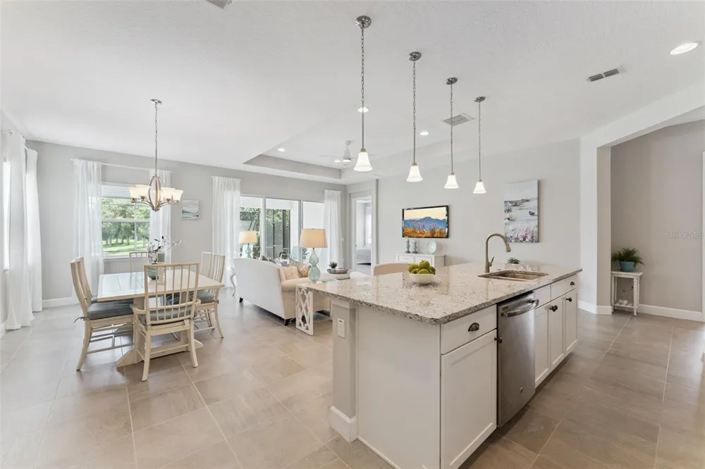 1649 VICTORIA GARDENS DRIVE Deland, FL 32724
