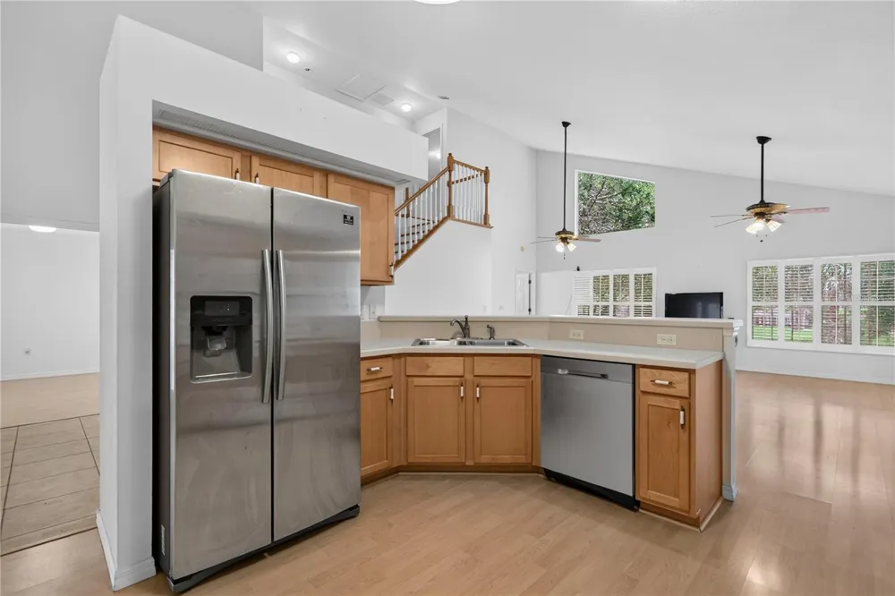 4875 ABACO DRIVE Tavares, FL 32778