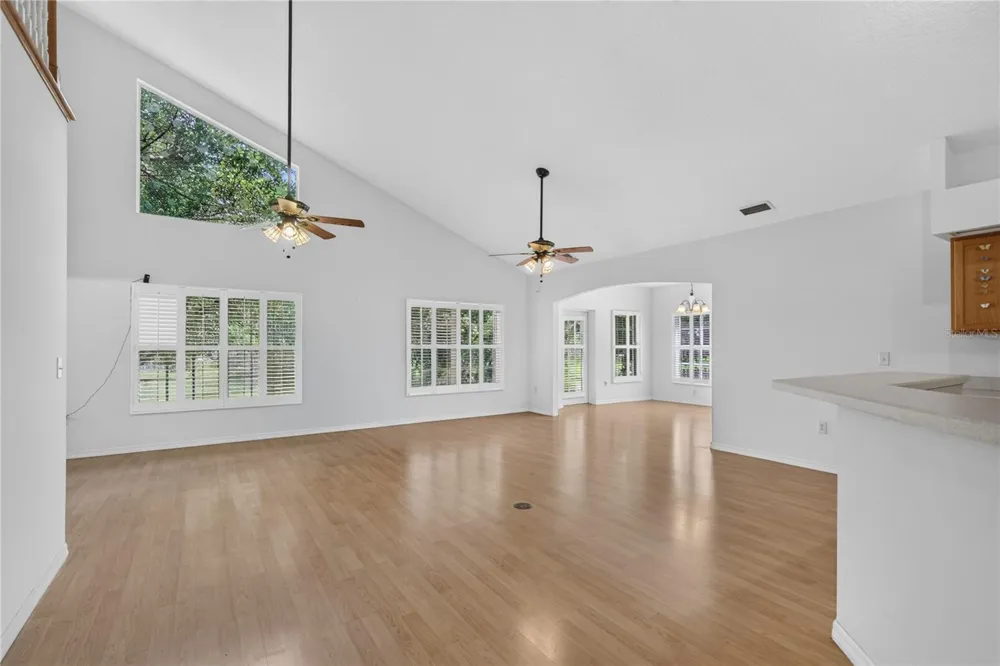 4875 ABACO DRIVE Tavares, FL 32778