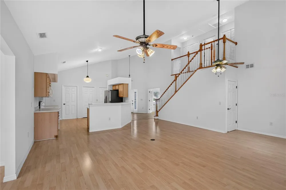 4875 ABACO DRIVE Tavares, FL 32778