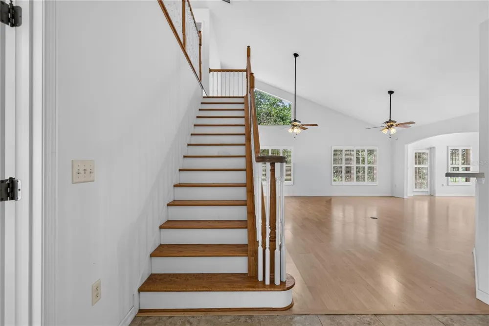 4875 ABACO DRIVE Tavares, FL 32778