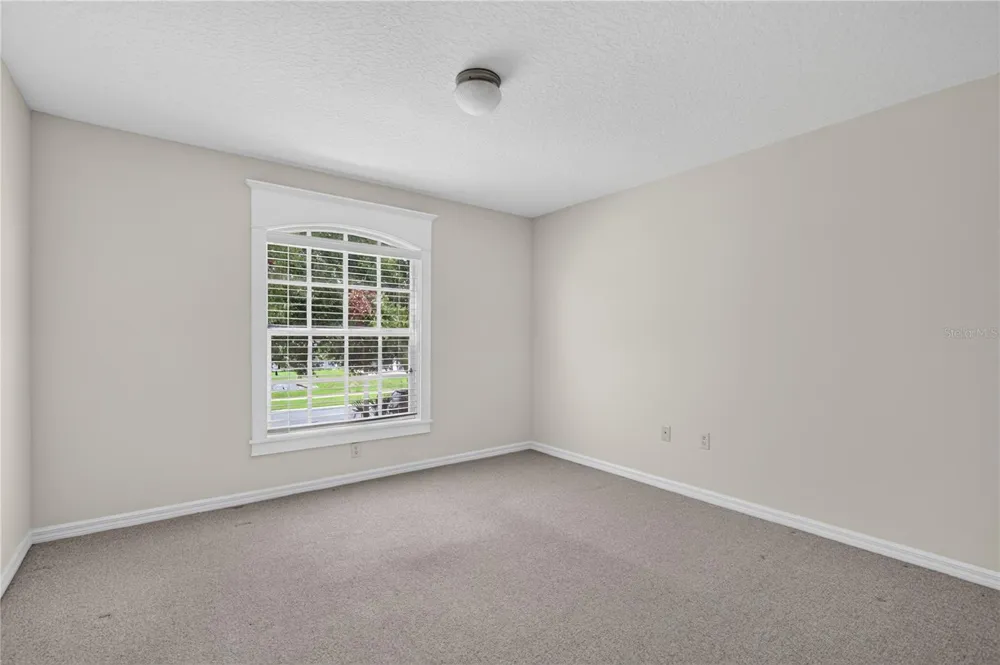 4875 ABACO DRIVE Tavares, FL 32778