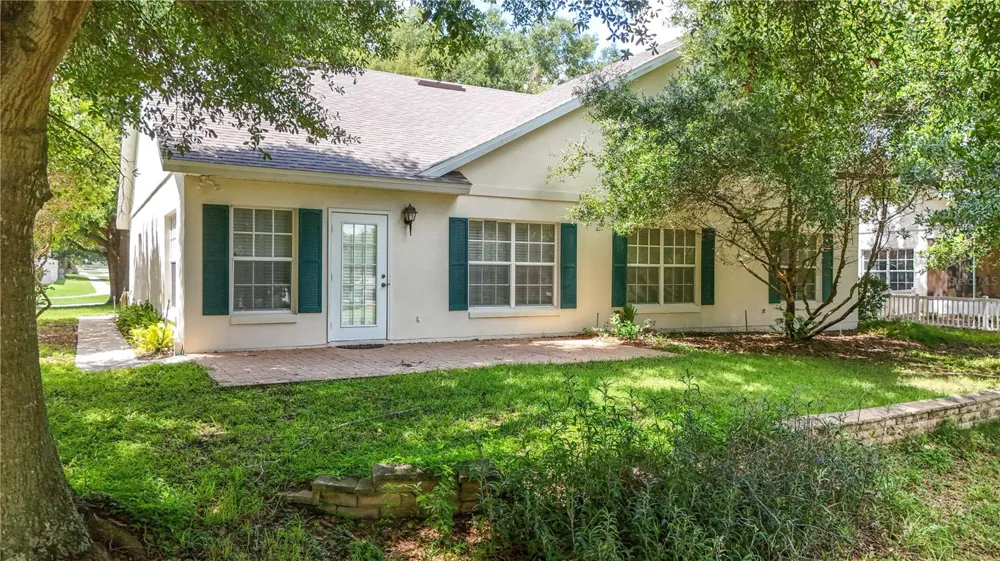 4875 ABACO DRIVE Tavares, FL 32778