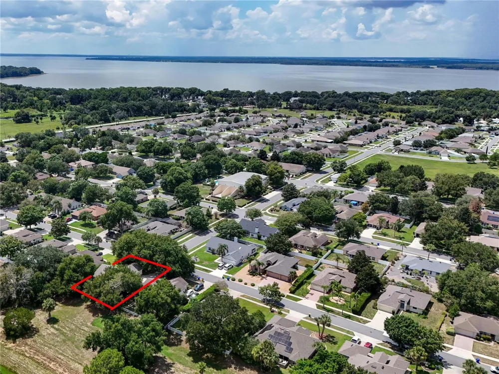 4875 ABACO DRIVE Tavares, FL 32778