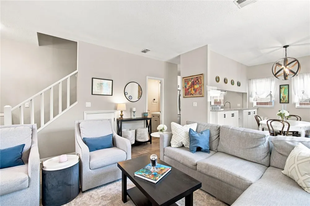 3015 W CLEVELAND STREET #F Tampa, FL 33609