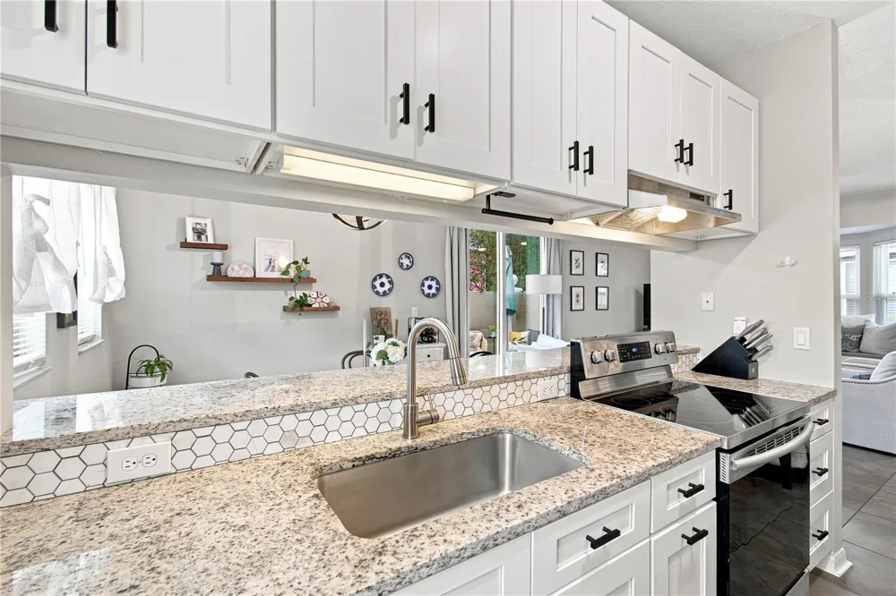 3015 W CLEVELAND STREET #F Tampa, FL 33609