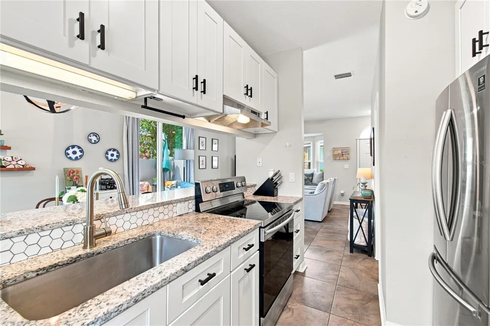 3015 W CLEVELAND STREET #F Tampa, FL 33609