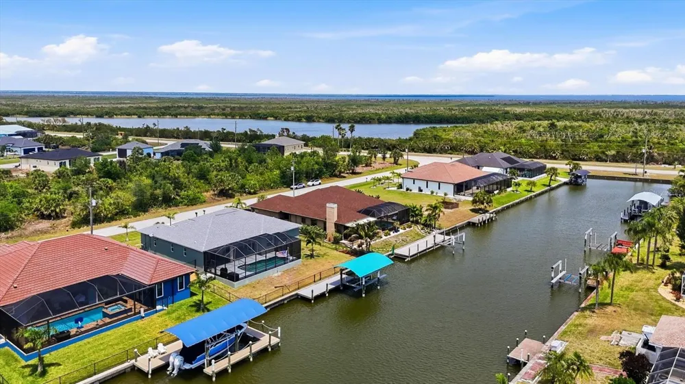 15610 SEAFOAM CIRCLE Port Charlotte, FL 33981