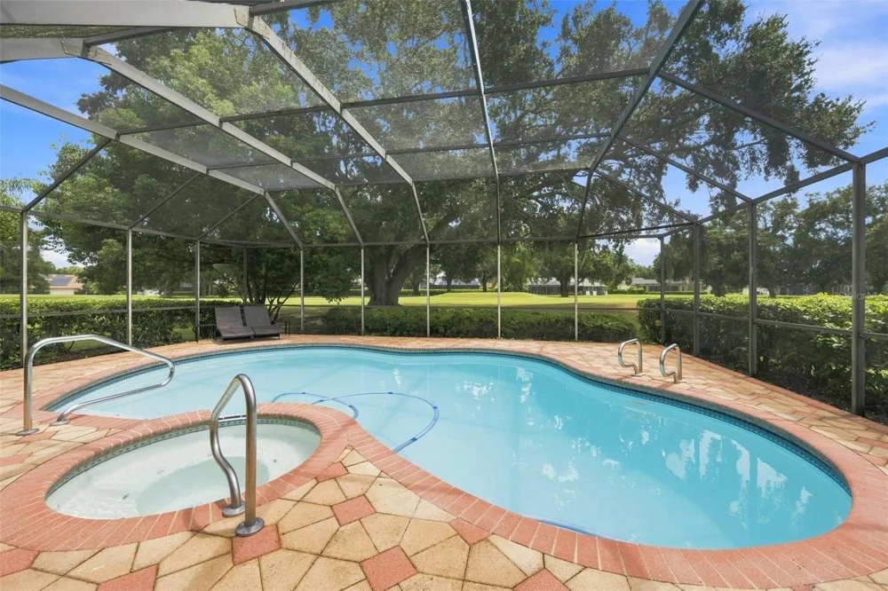 550 PALMDALE DRIVE Oldsmar, FL 34677