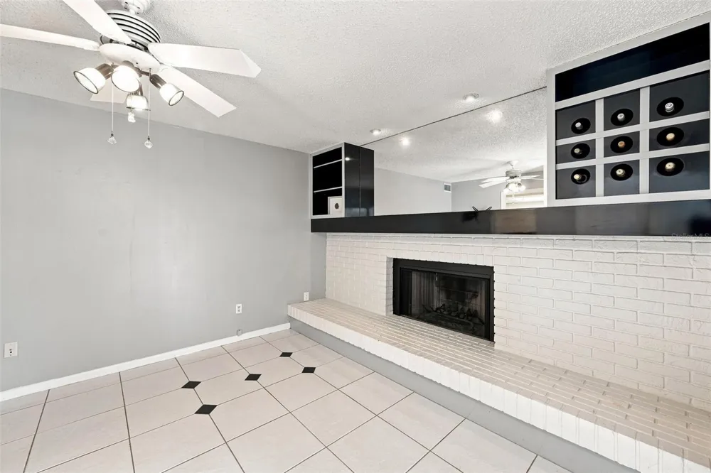 550 PALMDALE DRIVE Oldsmar, FL 34677