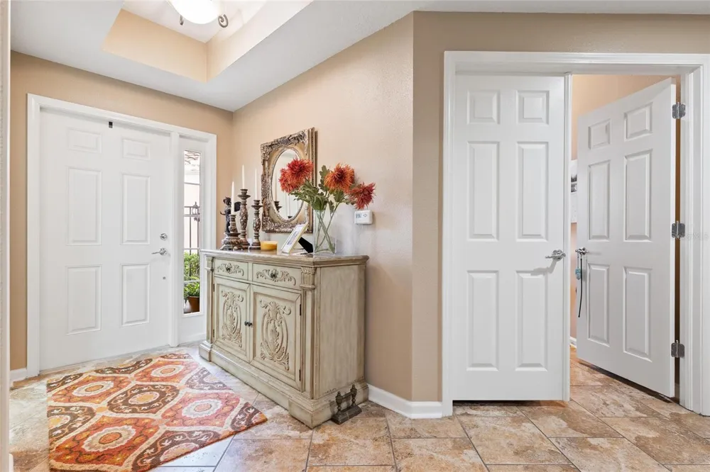2061 CARRIAGE LANE #104 Clearwater, FL 33765