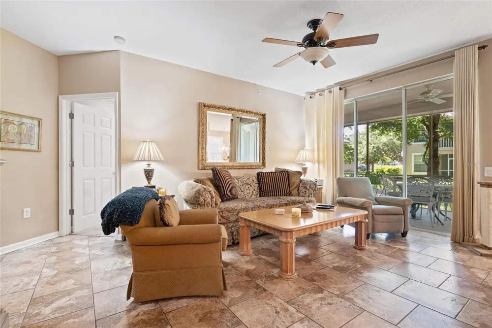 2061 CARRIAGE LANE #104 Clearwater, FL 33765