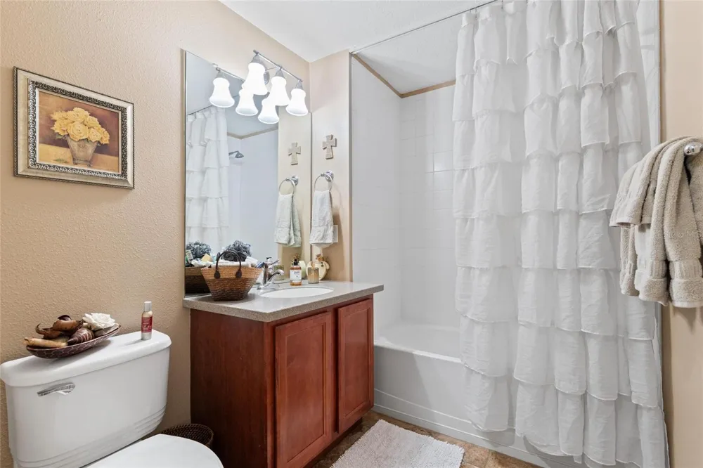 2061 CARRIAGE LANE #104 Clearwater, FL 33765