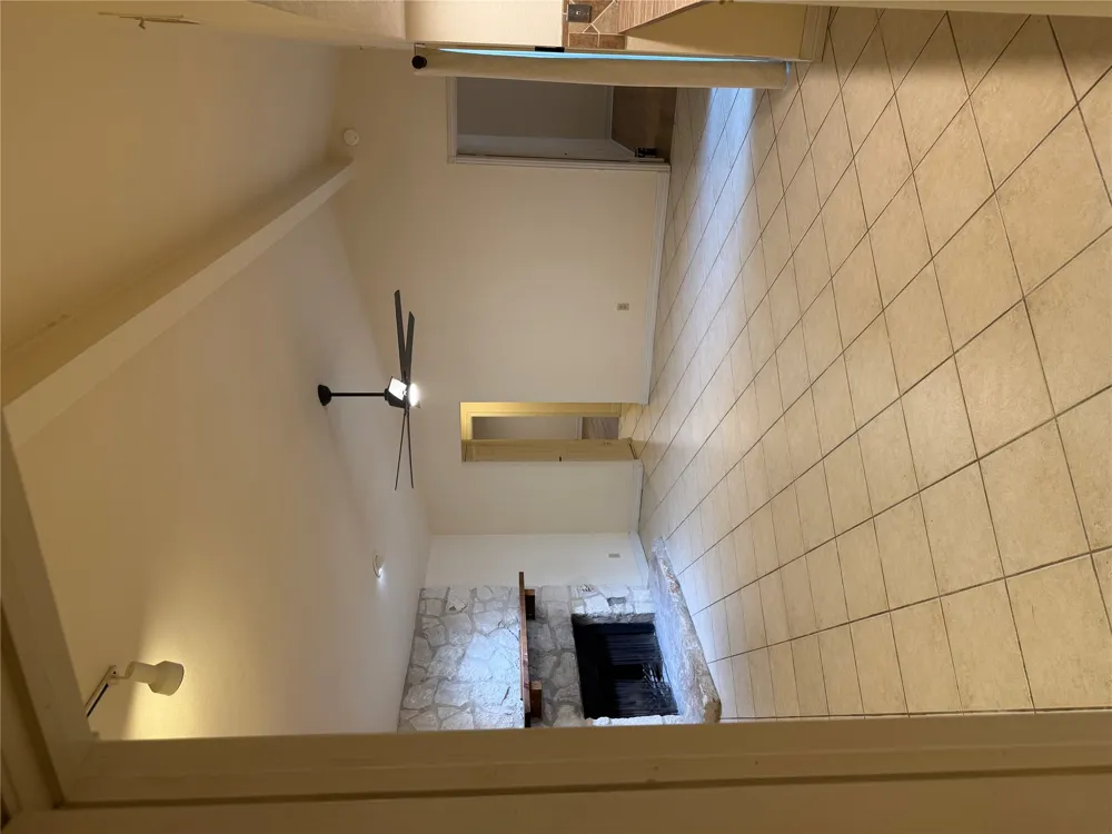 8508 Mesa Drive #B Austin, TX 78759