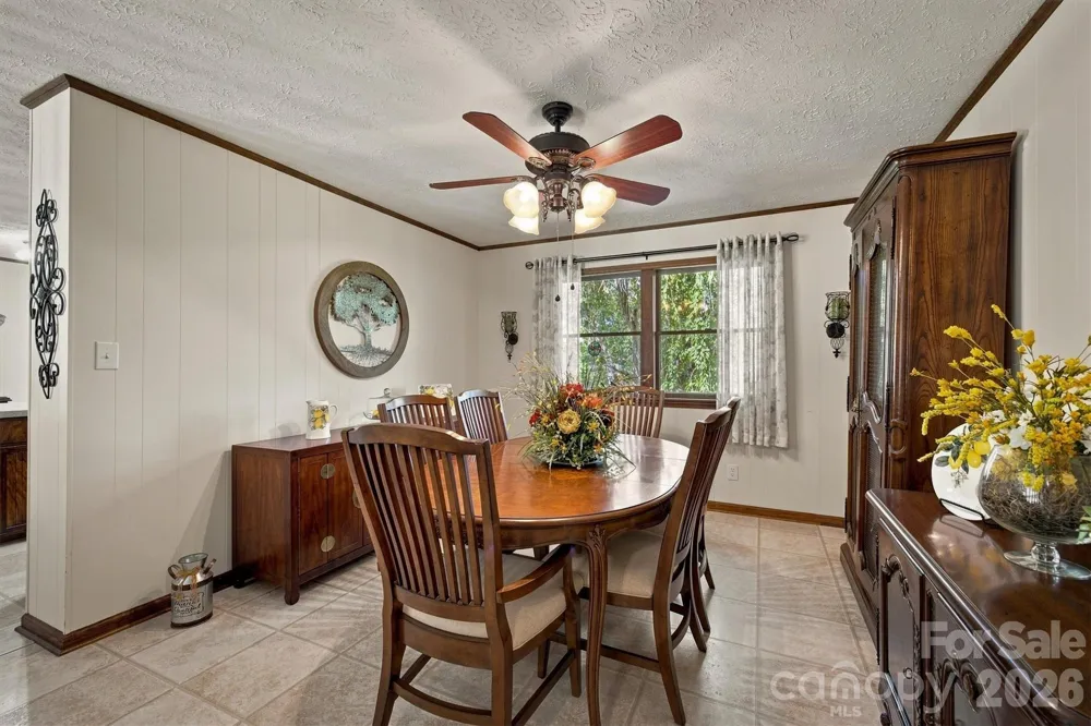 5158 Bob Farr Drive Morganton, NC 28655