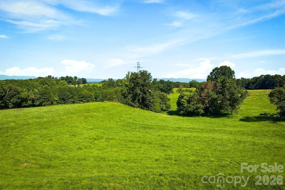 5158 Bob Farr Drive Morganton, NC 28655