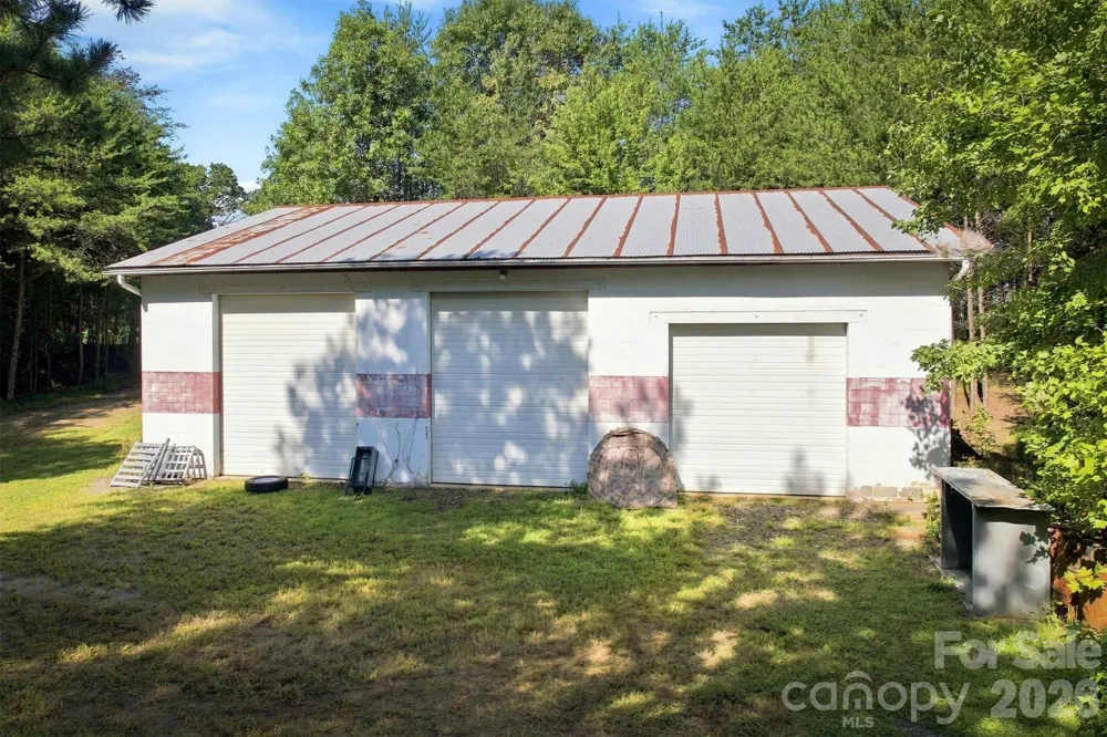 5158 Bob Farr Drive Morganton, NC 28655