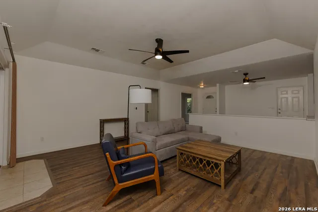1674 LANTANA CIR New Braunfels, TX 78130