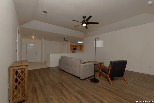 1674 LANTANA CIR New Braunfels, TX 78130