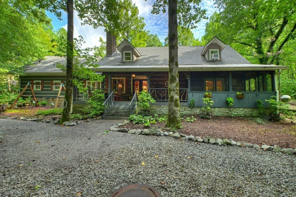 606 Johntown Road Ellijay, GA 30536