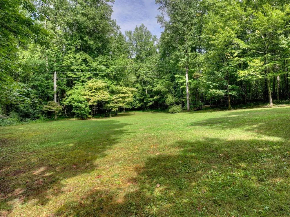 606 Johntown Road Ellijay, GA 30536