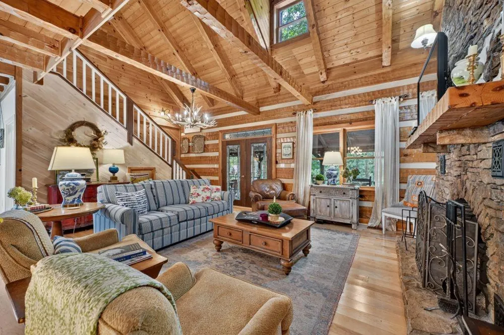 606 Johntown Road Ellijay, GA 30536