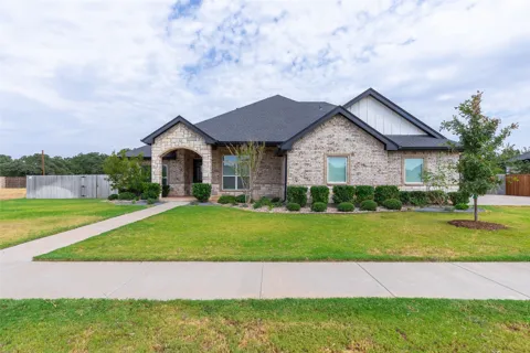 2301 Manor Oaks Terrace