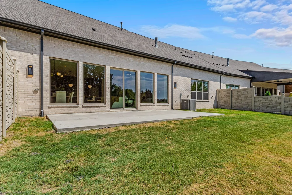 1718 Governors Boulevard Heath, TX 75126
