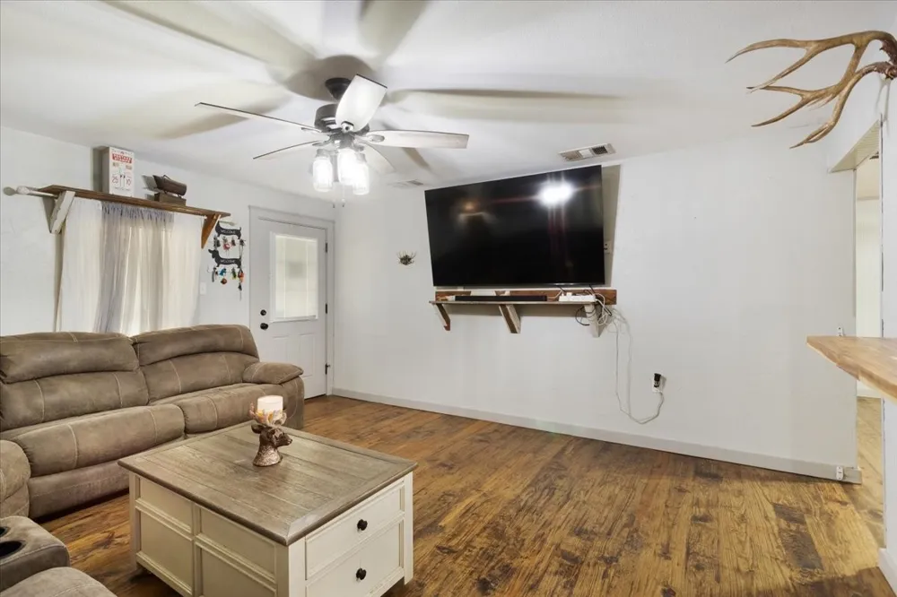 7436 FM 2729 Van Alstyne, TX 75495