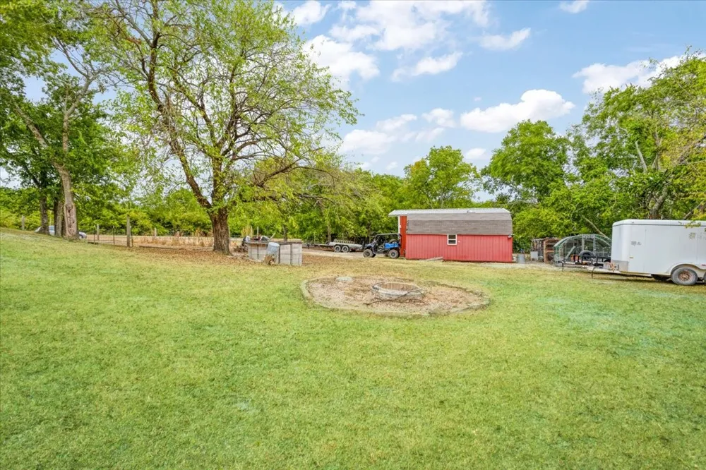 7436 FM 2729 Van Alstyne, TX 75495