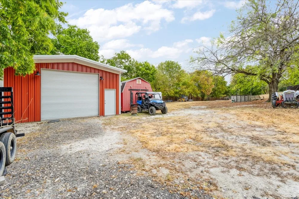 7436 FM 2729 Van Alstyne, TX 75495