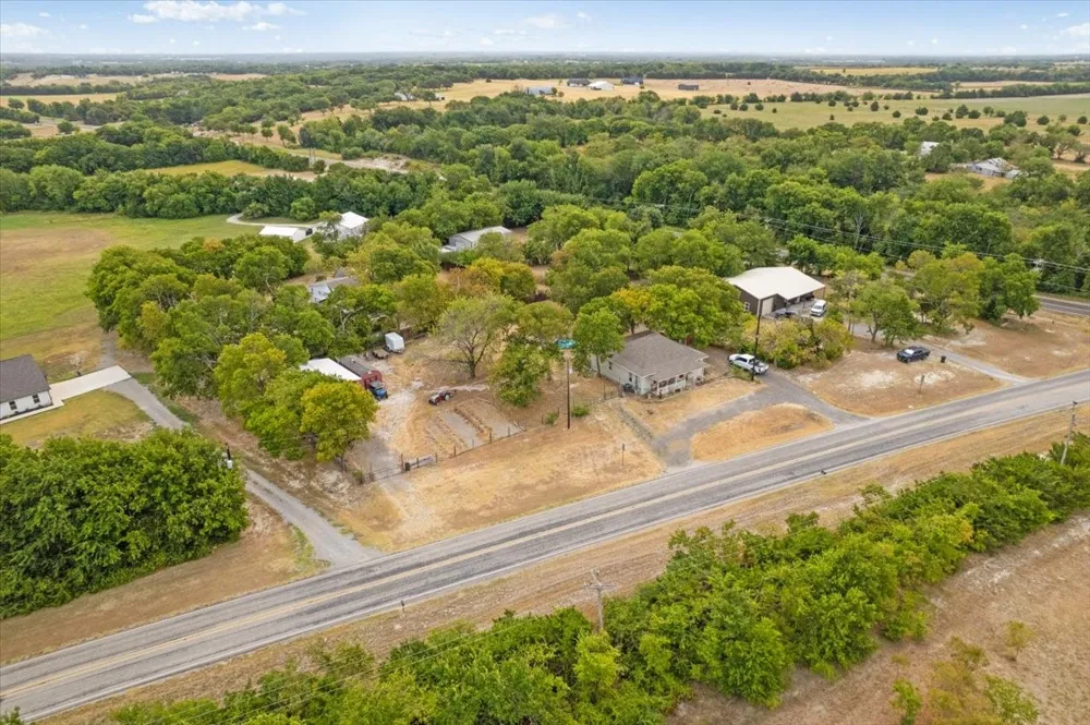 7436 FM 2729 Van Alstyne, TX 75495